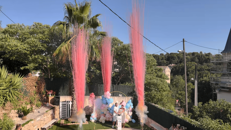 Gender reveal buzzer fusées de couleurs près de Marseille