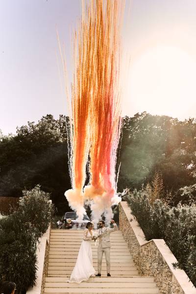 fusées de couleurs fumigène pour mariage