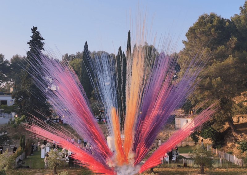 fusées de couleurs pour mariage près de Marseille