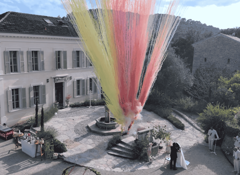 fusées de couleur pour mariage près du Tholonet à Carcès