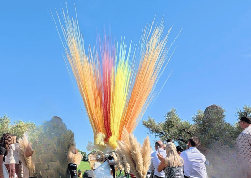 fusées de couleurs mas de Coupie eyguières près d'Aix en provence