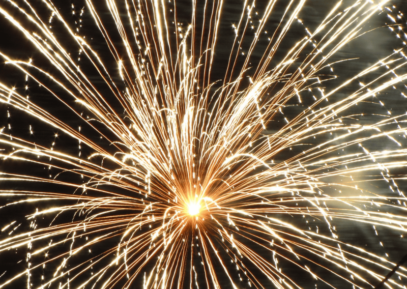 Feux d'artifices sur Marseille pour anniversaire ou Mariage