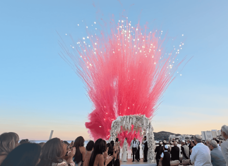 Feux d'artifices de jour pour mariage à Cannes près de MANDELIEU LA NAPOULE et Nice