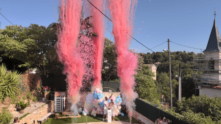 Buzzer pour gender reveal avec canons à poudres à Marseille
