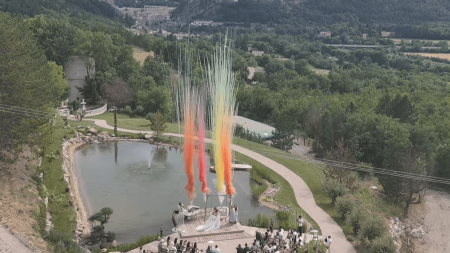 feux d'artifices de jour pour mariage sur Marseille près de Sisteron