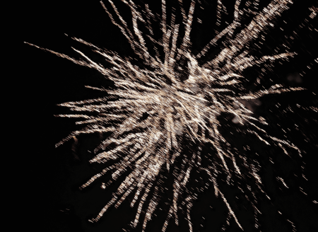 Feu d'artifice au Château de Roquefeuille à Trets près de Marseille
