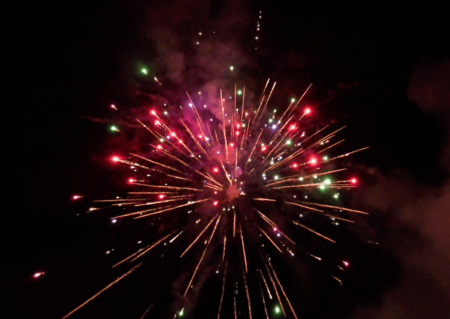 feux d'artifice pour mariage au château de Roquefeuille près de Trets