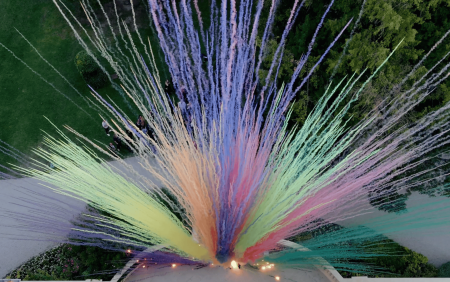 feux d'artifices de jour pour mariage au Château les 3 Fontaines à Pernes les Fontaines près de Cavaillon