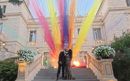fusées de couleurs pour mariage au Château des 3 fontaines à Pernes les fontaines près de Cavaillon
